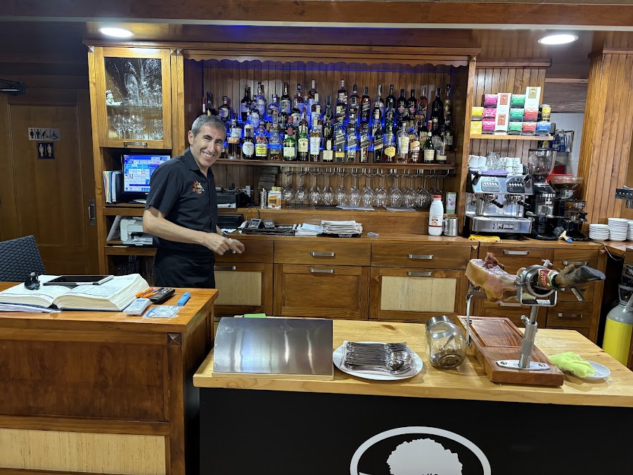 Braseria Hermanos Navarro