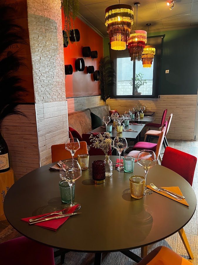 Cosmo Taberna & Wines