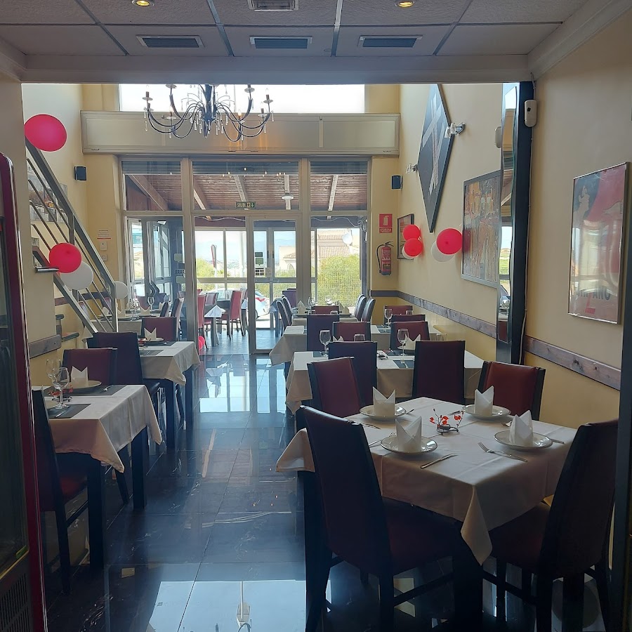 GOLDEN TASTE RESTAURANTE