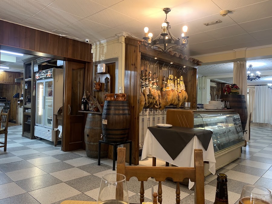 HOTEL RESTAURANTE LOS GRANADINOS.