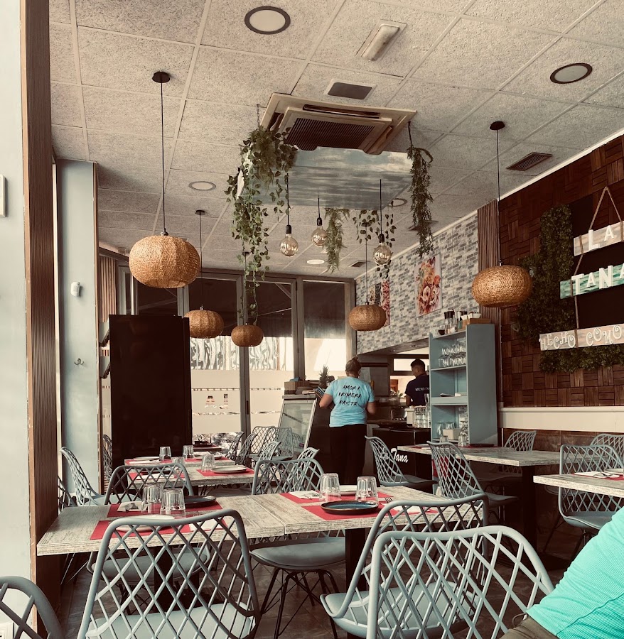 La Tana Restaurante