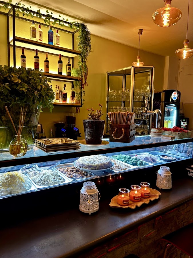 Taberna Castellana Javi San Gabriel